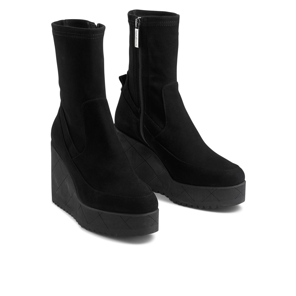 Női Russell And Bromley Everest Dryleks Velúr Bokacsizma Fekete | 632487JCP