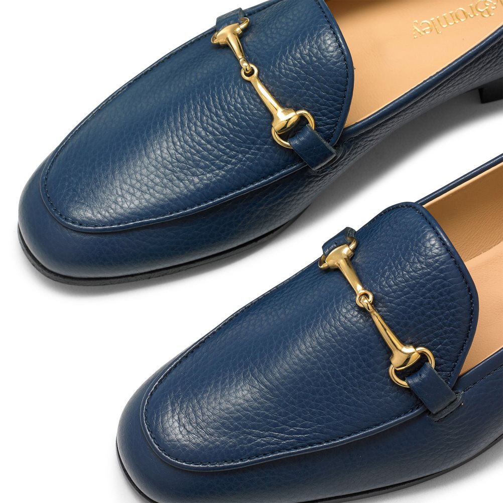 Női Russell And Bromley Snaffle Loafer Cipő Sötétkék | 912635ERW